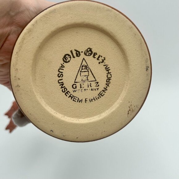 Vintage Genuine Gerz German Beer Stein With Fox Lid & Intricate Hunt Scene - Picture 8 of 10